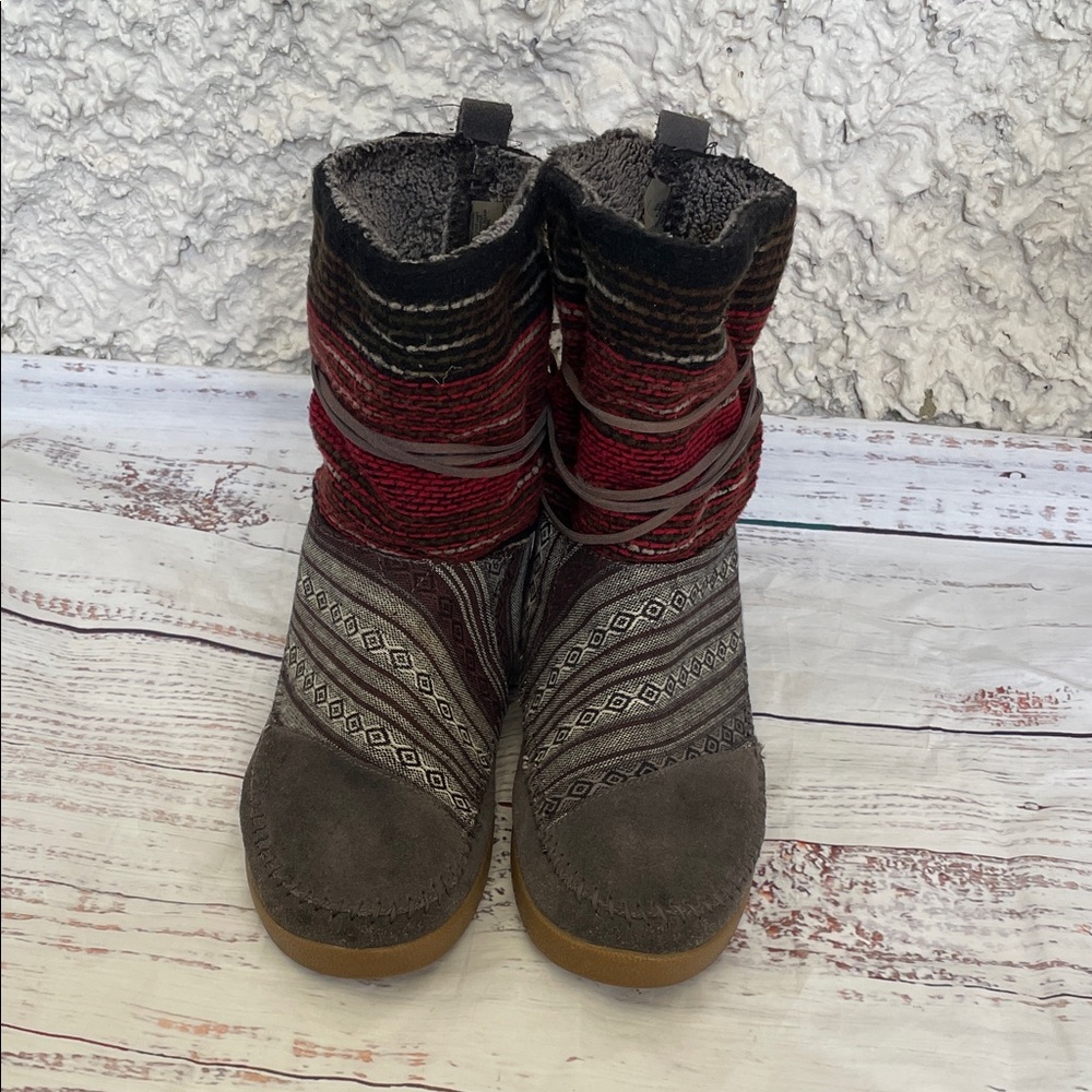 TOMS Womens Size 9 Suede Leather Lined Mid Calf Booties Boots Boho Hippie MULTI